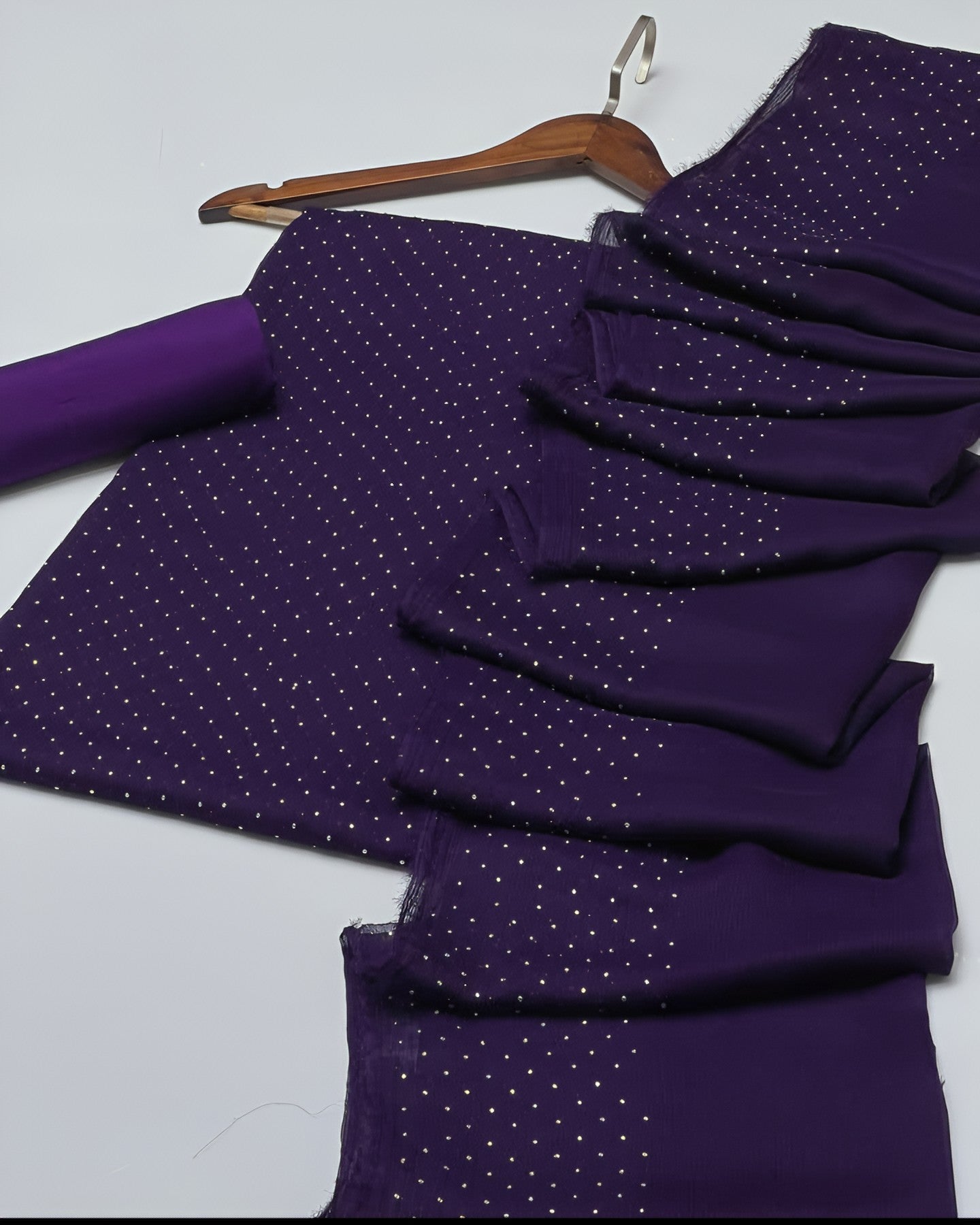 Luxury Diamond Stone Suit