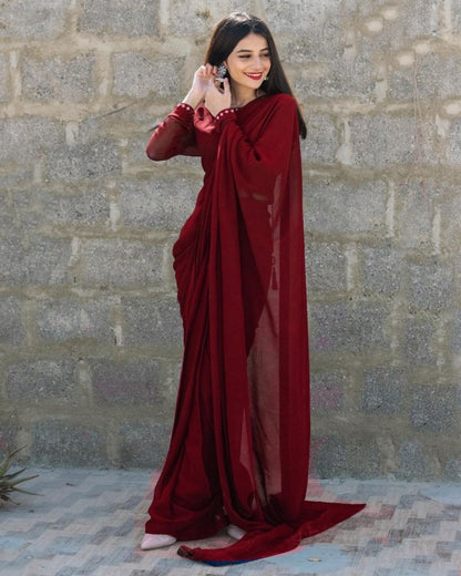 Elegance Chiffon Saree With Lace Work Blouse